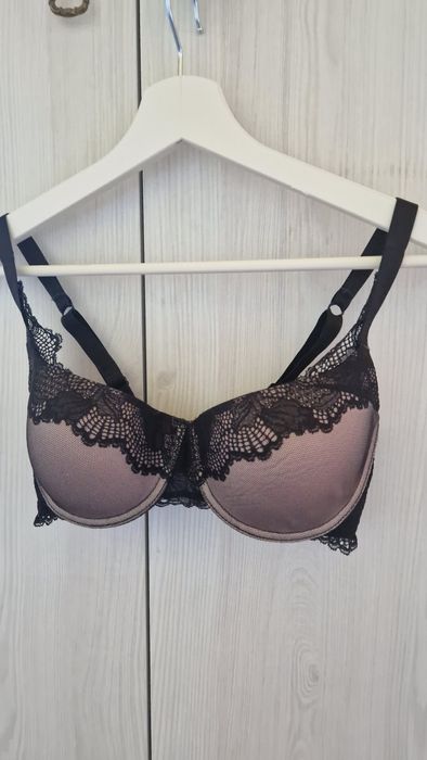 Biustonosz Triumph 70D