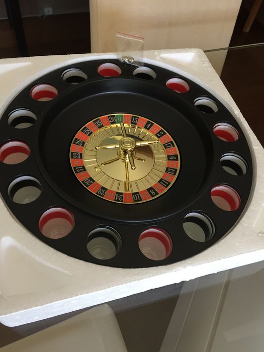 Drinking Roulette + Jogo de cartas