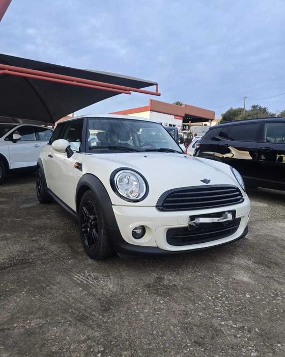 MINI 3 Portas — fotografia 3