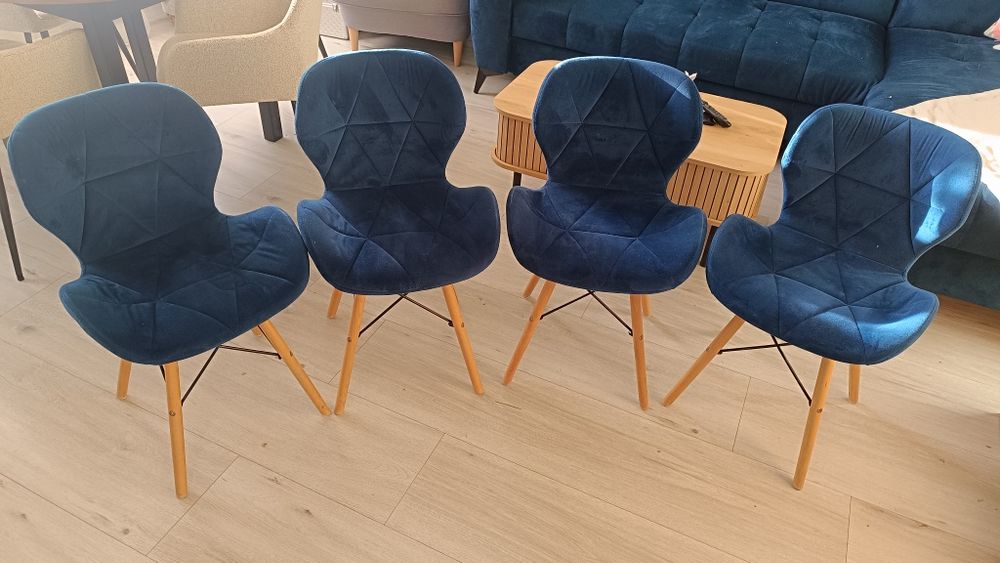 Krzesła welurowe granatowe 4szt