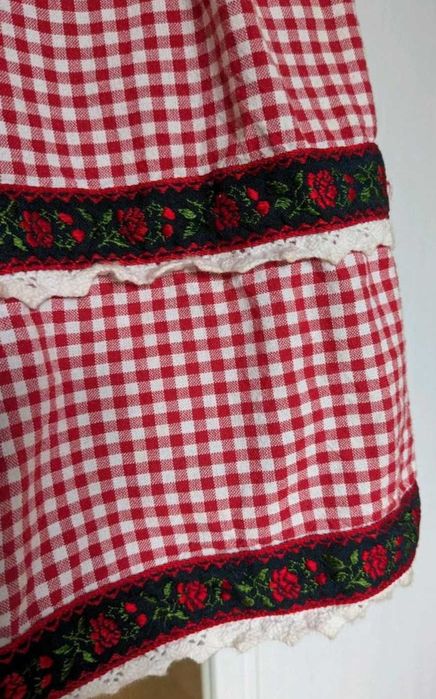 Sukienka bawarska 32