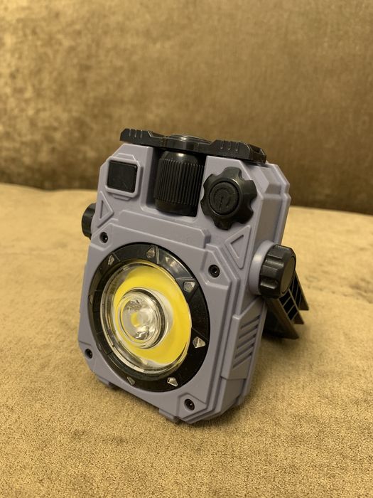 Ліхтар акумуляторний кемпінговий