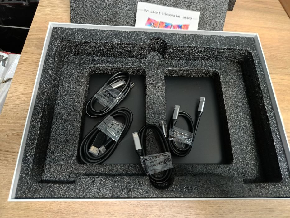 Potrójny monitor do laptopa 14" 1200p full HD