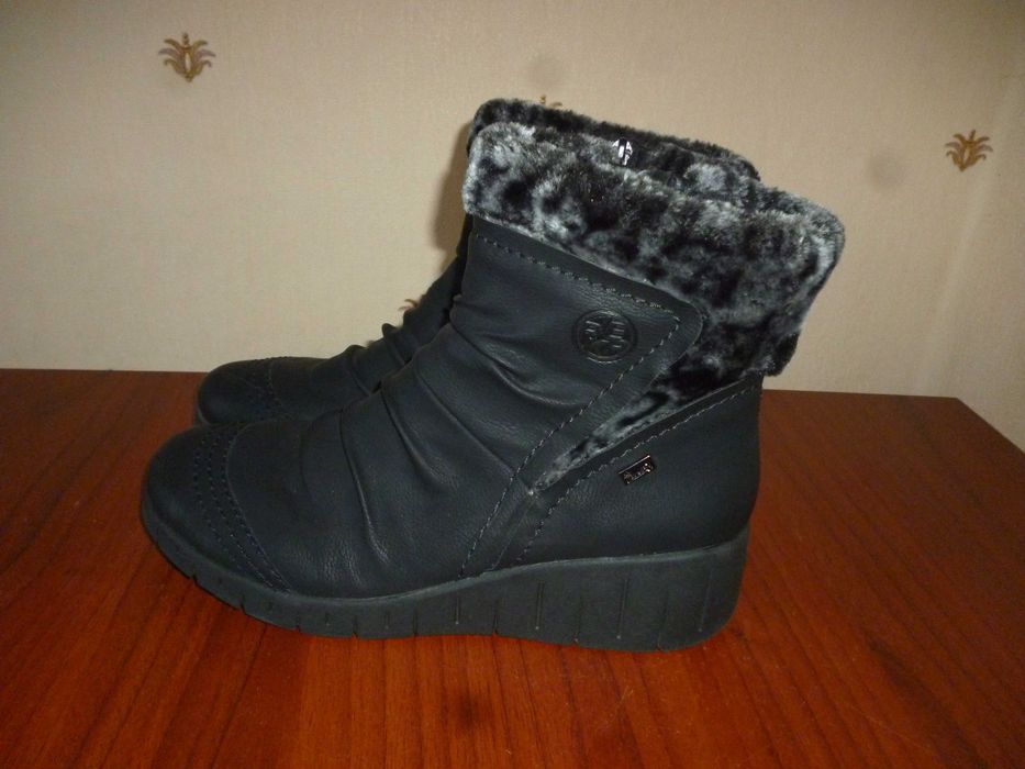 Продам новые зимние ботинки бренда Rieker ОРИГИНАЛ))