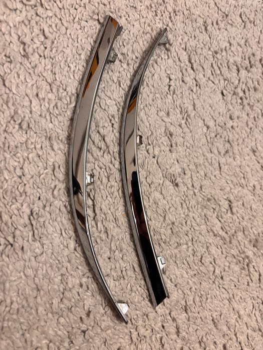 Молдинг хромований заднього бампера GM 13368945 OPEL ASTRA-J