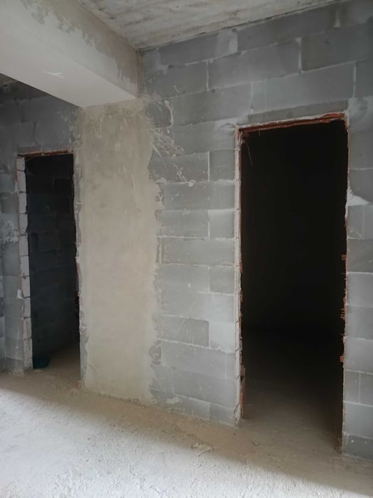 Продається 2-кімнатна квартира сирець в м. Надвірна, ЖК "Смарагд"