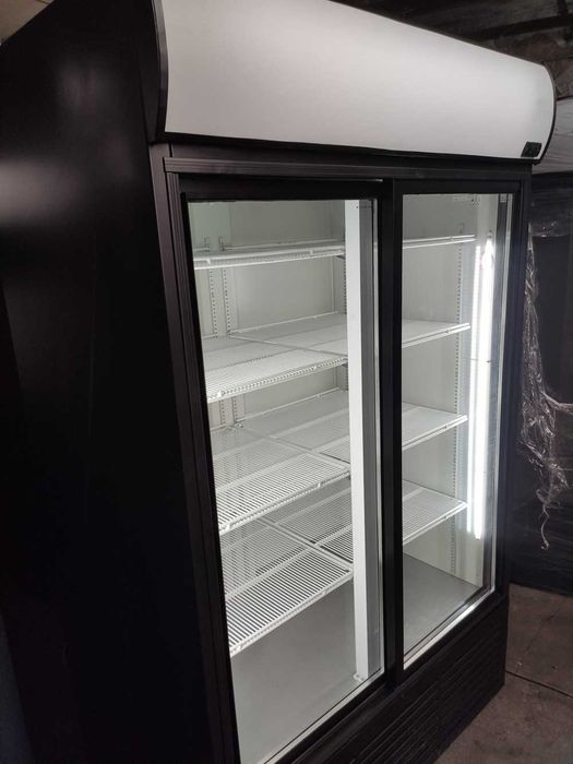 Холодильна шафа вітрина UBC SuperLarge Антрацит. Є сервіс і гарантія
