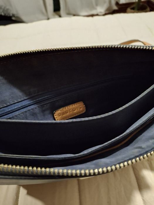 Mala a tiracolo camel e azul escuro