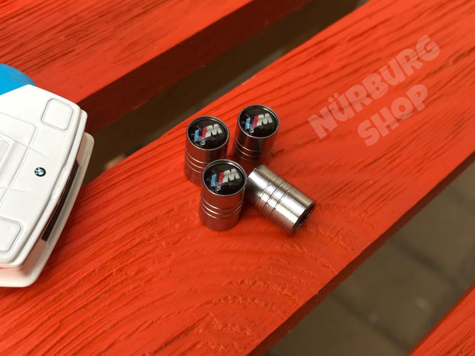 Колпачки на ниппеля золотники с эмблемой BMW М черные серебристые