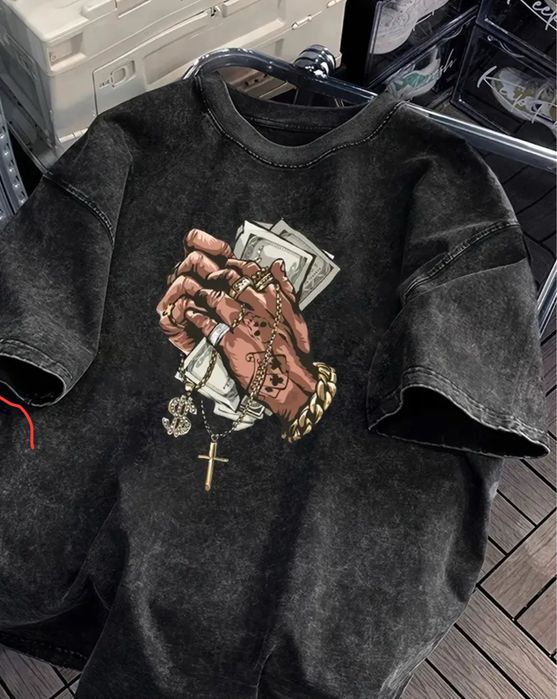 Футболка с принтом