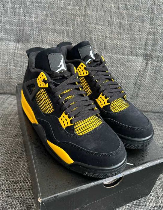 Jordan 4 Retro Thunder R.41