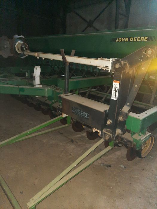 Сівалка John Deere 750