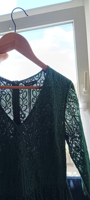 Sukienka Koronkowa Medicine