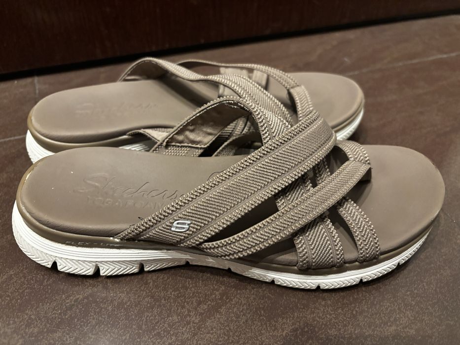 Klapki Skechers 38-39