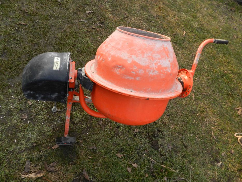 Betoniarka do zaprawy  ,mieszalnik cementowy 70 l
