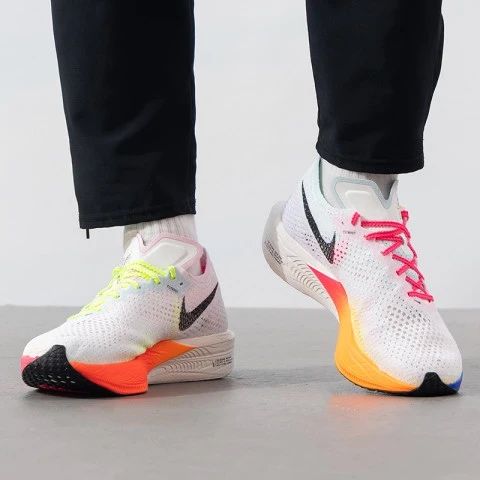 Кросівки NIKE ZOOMX VAPORFLY NEXT 3% hq3219-902 оригінал