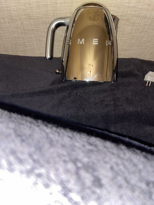 Електрочайник Smeg Klf03creu