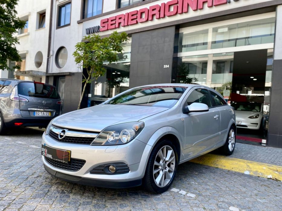 Opel Astra GTC 1.7 CDTI