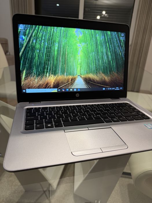 HP EliteBook 840 G3 – i7 | 8 GB RAM | SSD 256 GB