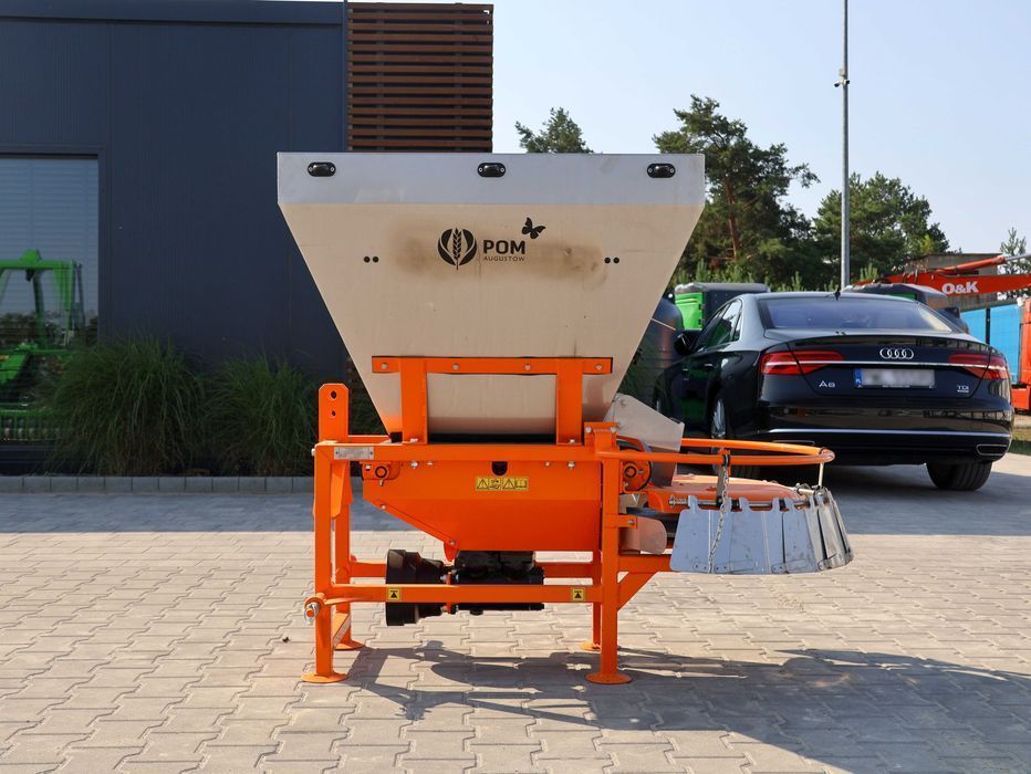 Posypywarka Soli Piasku 320L / 400L Model Motyl POM Komunalna Mocowanie TUZ KAT. 1 / 2 Taśmowa | Dostawa w całej Polsce | Gwarancja | Kup na raty 0%