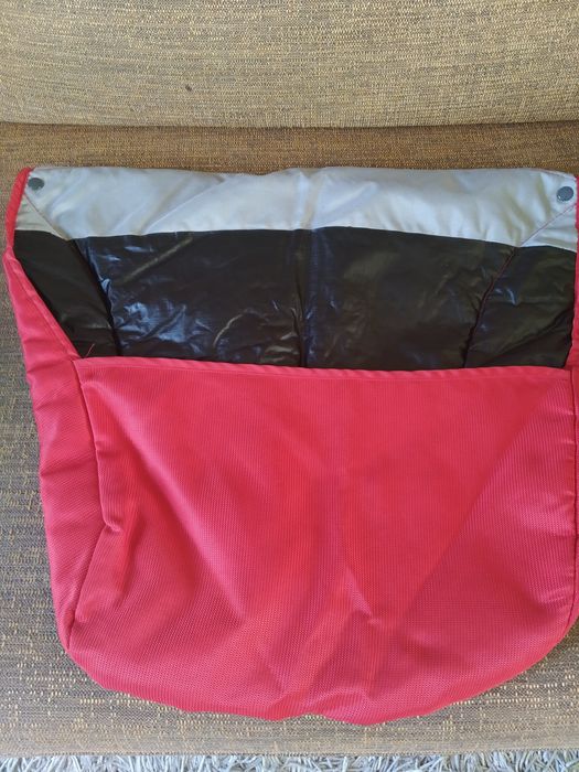 Saco impermeável pré natal para levar o bebe no carrinho