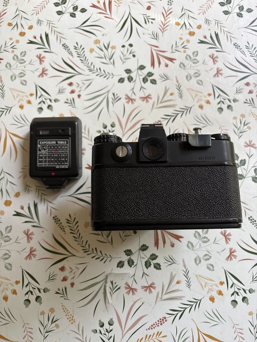 Zenit 12XP z lampą błyskową