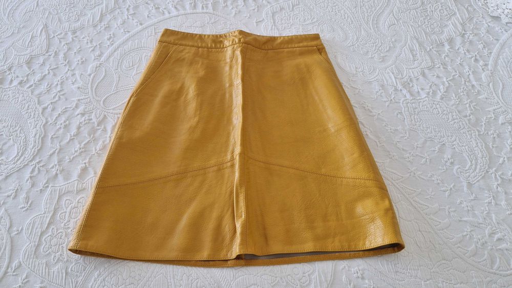 Saia mostarda Zara, tamanho S