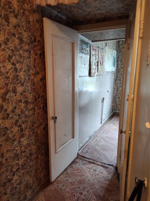 Продається двокімнатна квартира по вулиці Тищика!