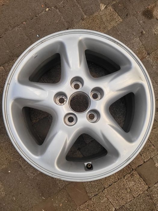 ALUFELGA TOYOTA 7Jx16 ET35 - 1 SZT.