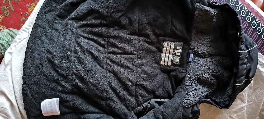 Зимняя , теплая куртка на  мальчика