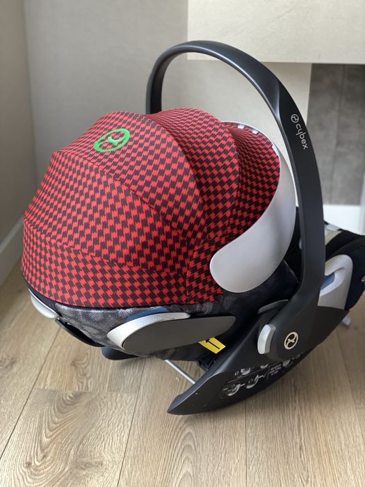 Автолюлька Cybex cloud z i-size rebellious