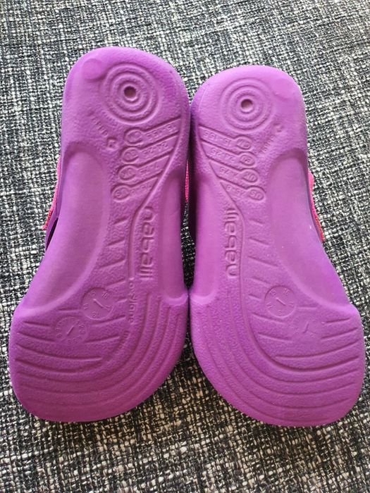 Buciki na basen r.24/25