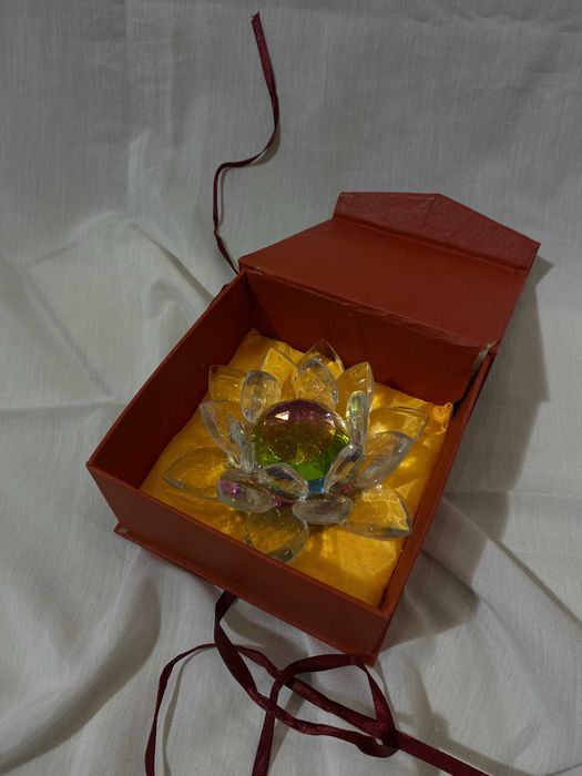 Flor de Lótus em Cristal