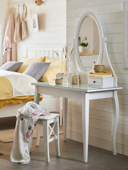 Biała Toaletka Ikea Hemnes