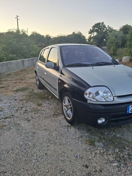 Renault clio 2 Phase 1 1,9 turbo diesel 5 portas bom estado mecanica