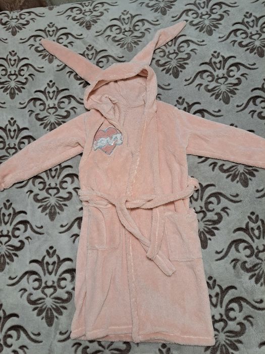Продам халат на дівчинку