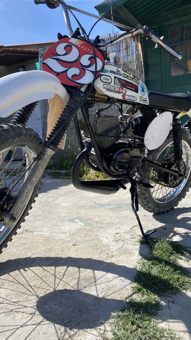 Yamaha rx 125cc em bom estado.