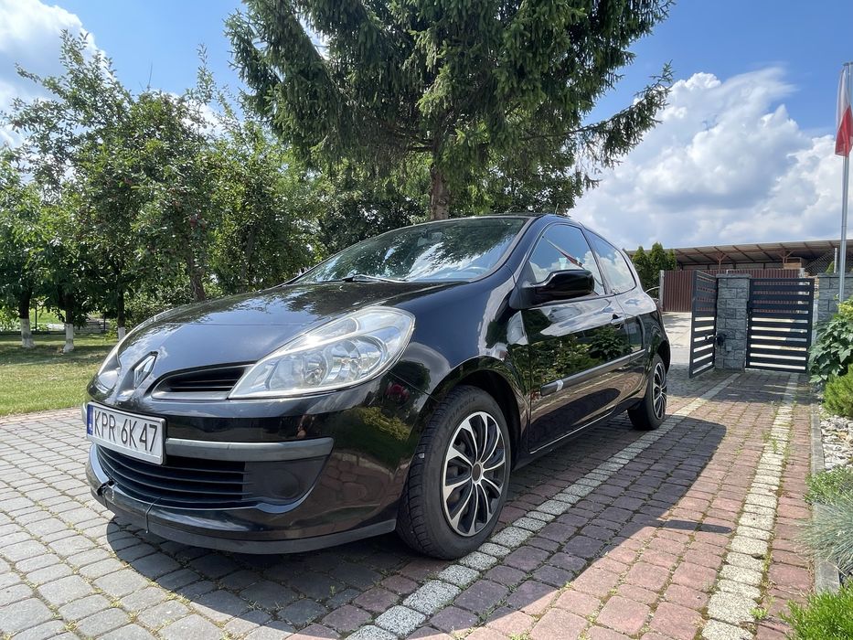 Renault Clio 1.5 DCI  4,5l / 100km