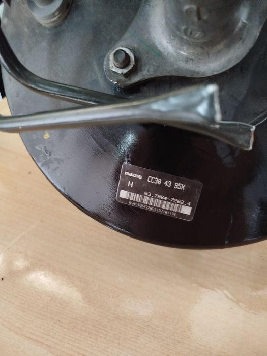 Servo freio mazda 5