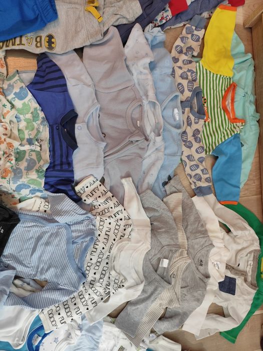 Zestaw ubrań dla chłopca rozm. 56+ 50+62