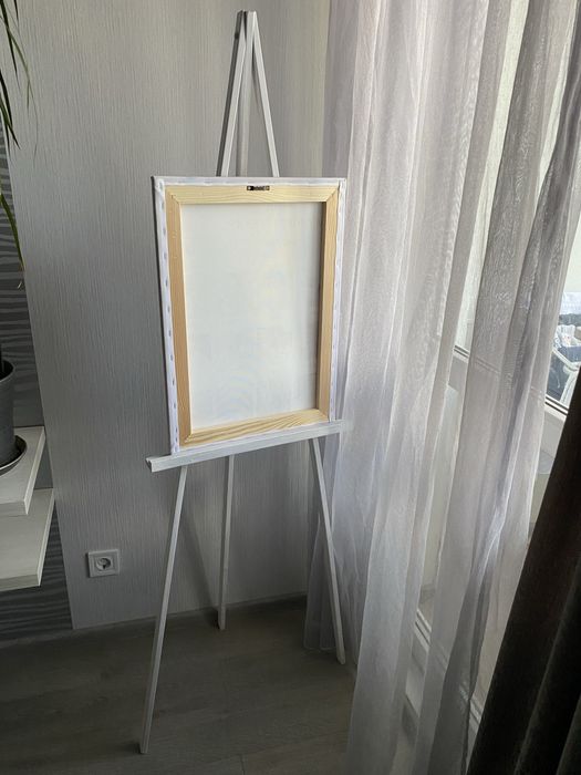 Мольберт ( білий ) фотозона Самовивіз!