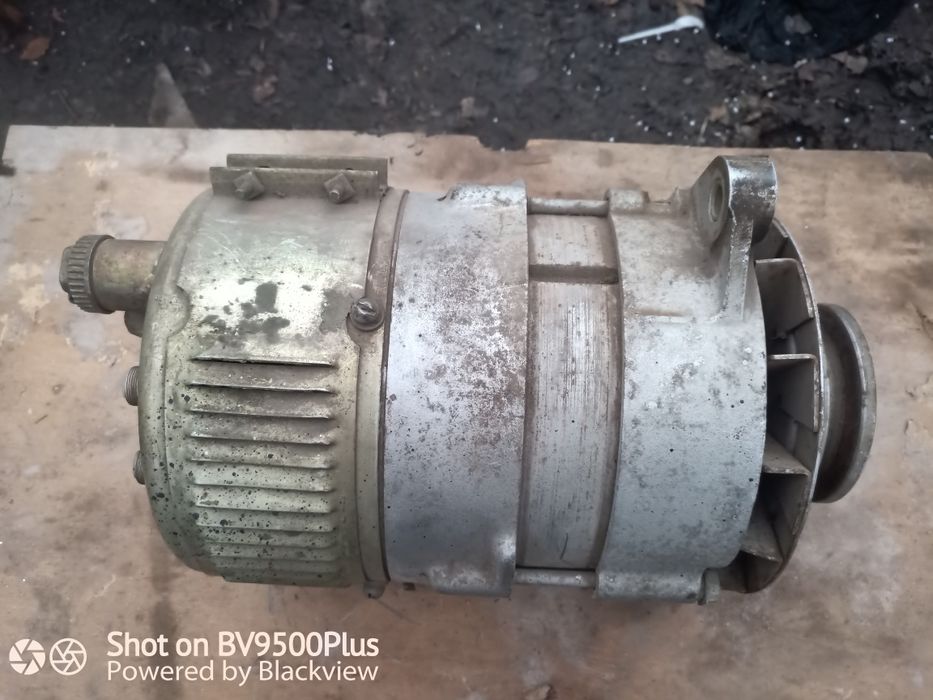 Генератор г290 КАТЭК 24в 150. Ампер