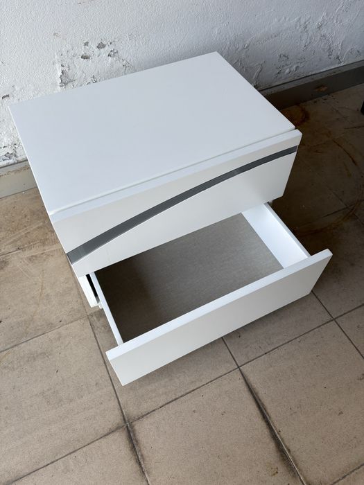 Mesa de cabeceira