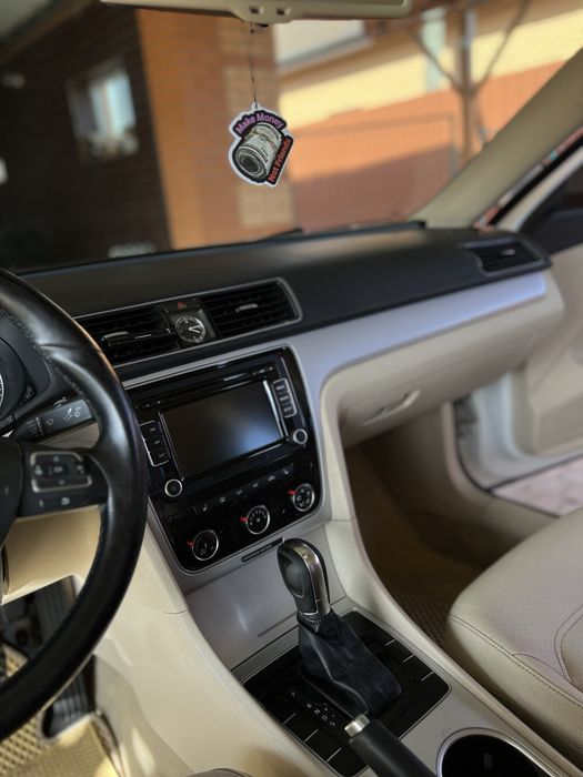 Продам Volkswagen Passat 2.5