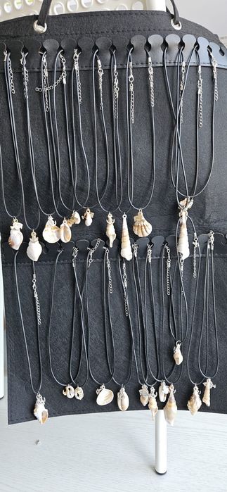 Varias bijuteria