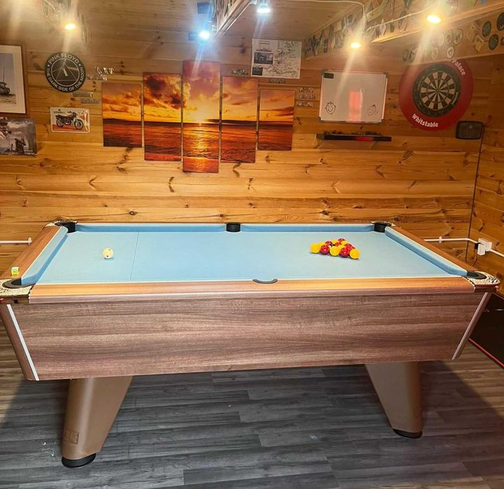 sas de bilhar de tamanho oficial, mesas de bilhar, mesas de piscina