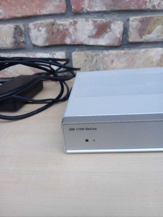 Маршрутизатор Cisco ISR 1100 series