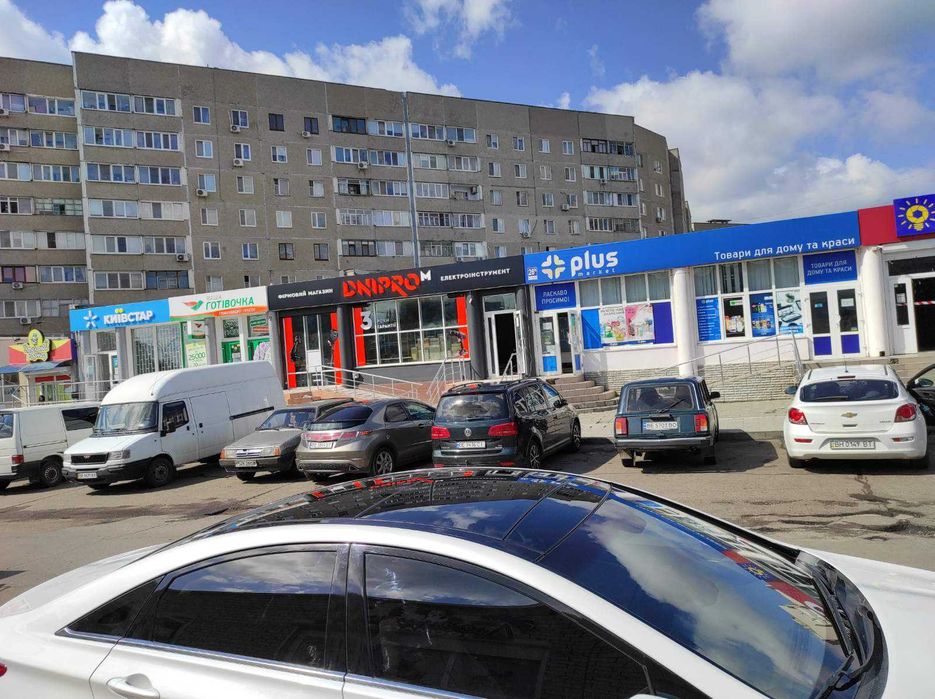 Пр.Независимости 37.4 кв.м. фасад хорошее место цена 59 тыс.у.е.