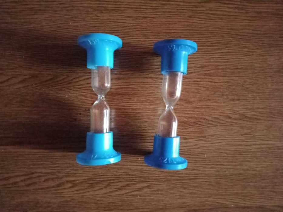 очки  от ИК и УФО излучения 
      песочные часы