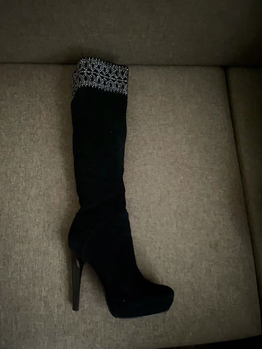 Красивые нарядные сапоги в натуральной замше 37 р